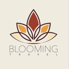 blooming travel Logo
