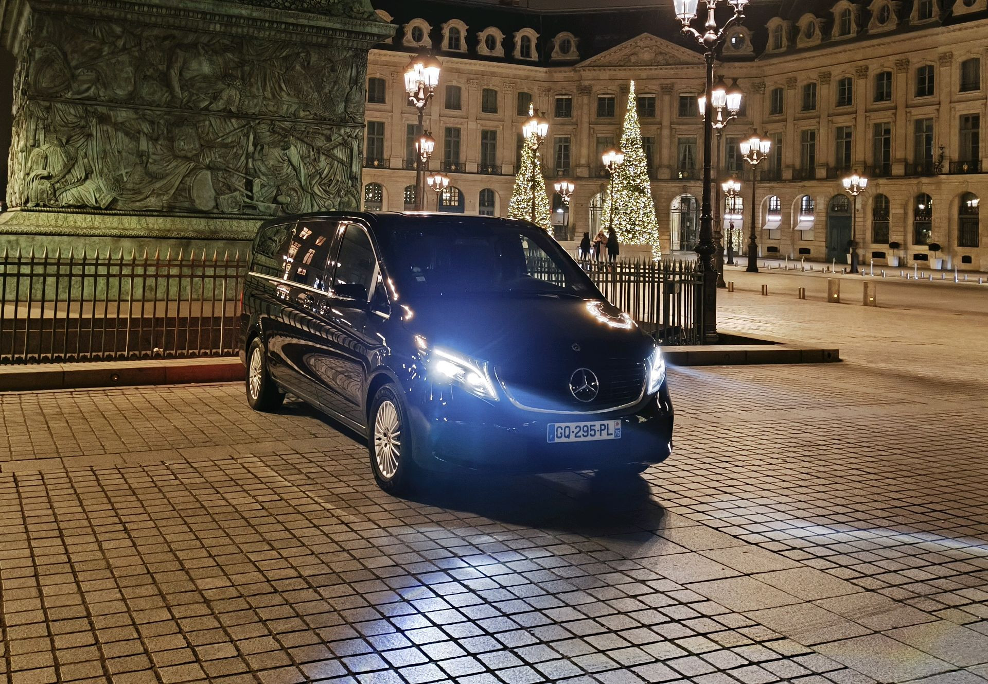 Paris Private Chauffeur Experience – 5-Hour Mercedes EQV Luxury Tour