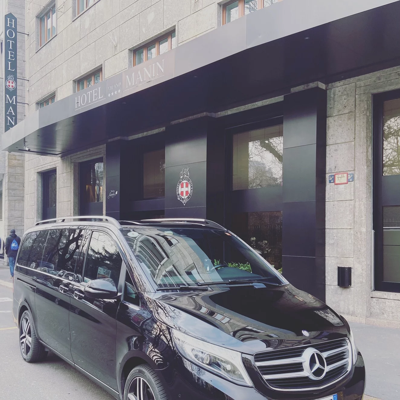 Mercedes-Benz V-Klass Extralong 2024 - Photo 2