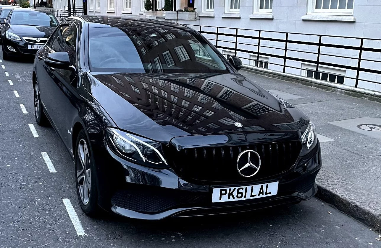 Mercedes-Benz E Class 2020 - Photo 3