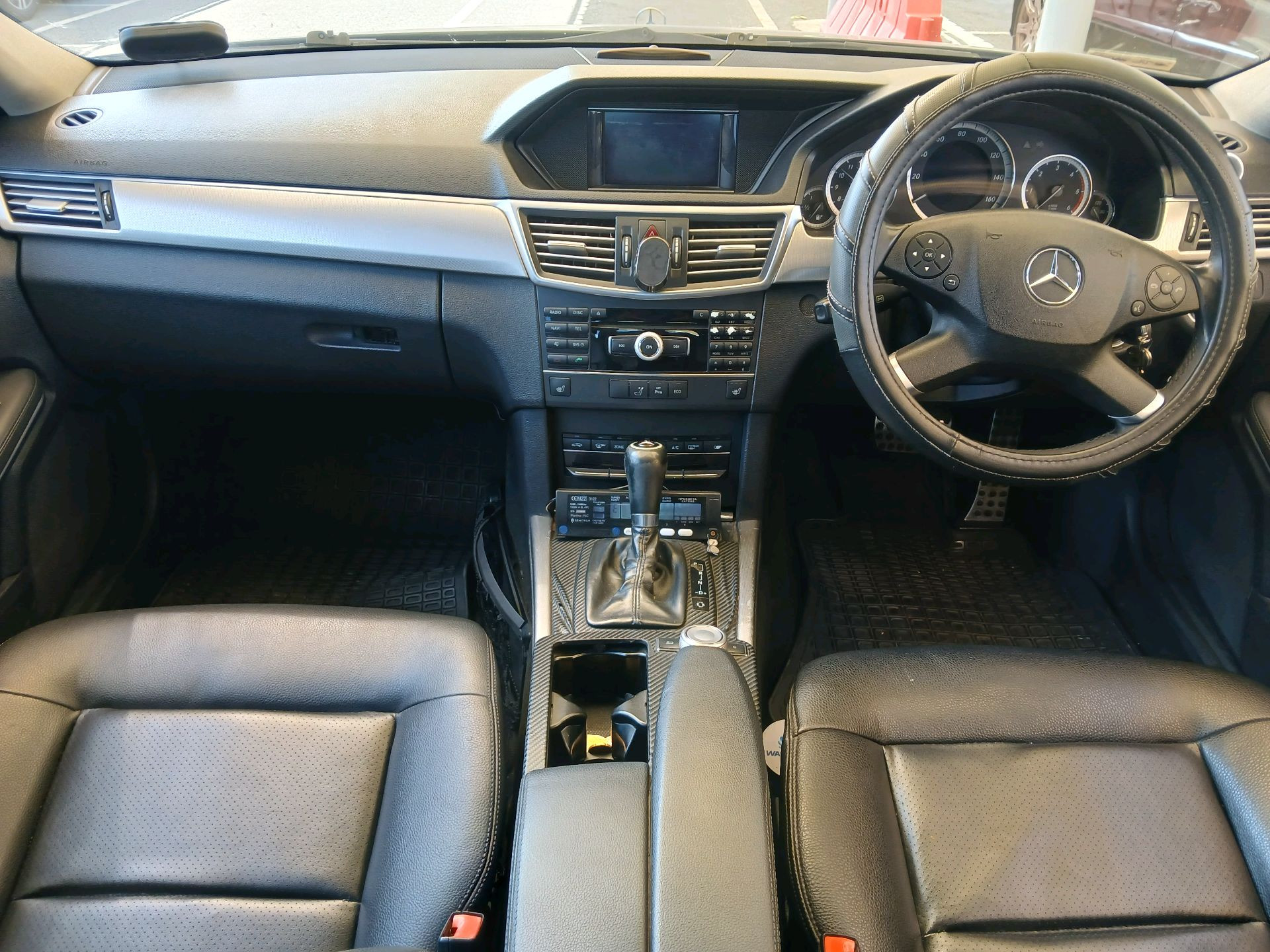 Mercedes-Benz W212 E Mercedes 2012 - Photo 2