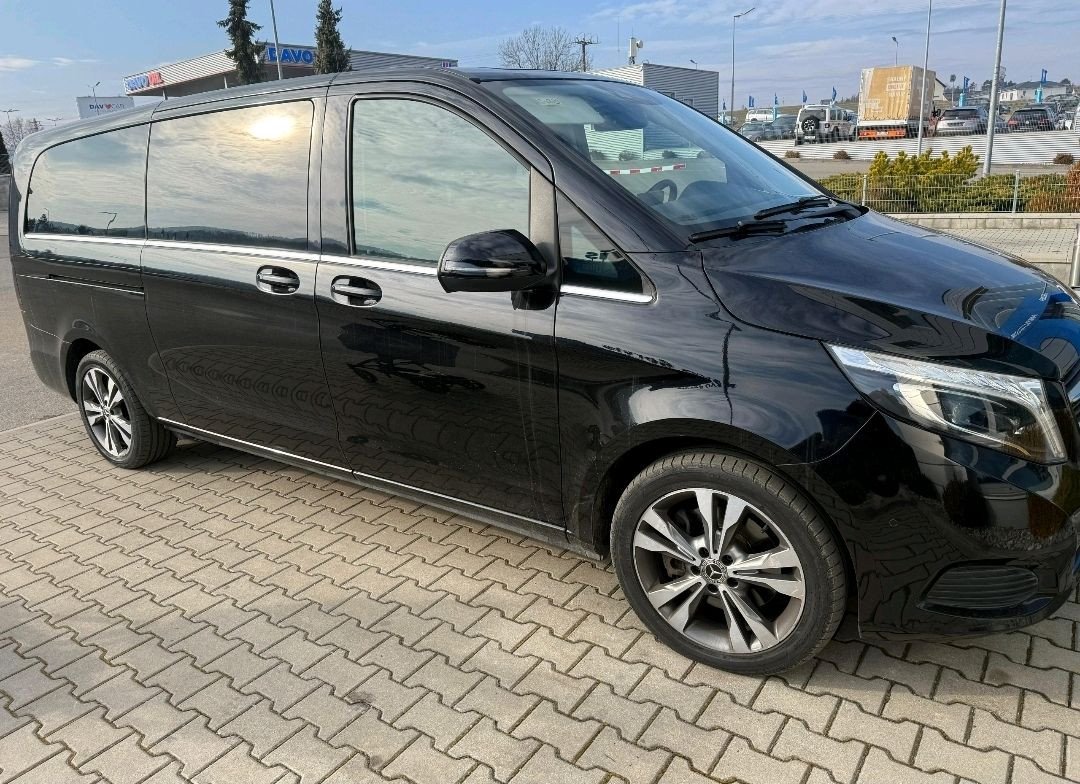 Mercedes-Benz V-class 2023