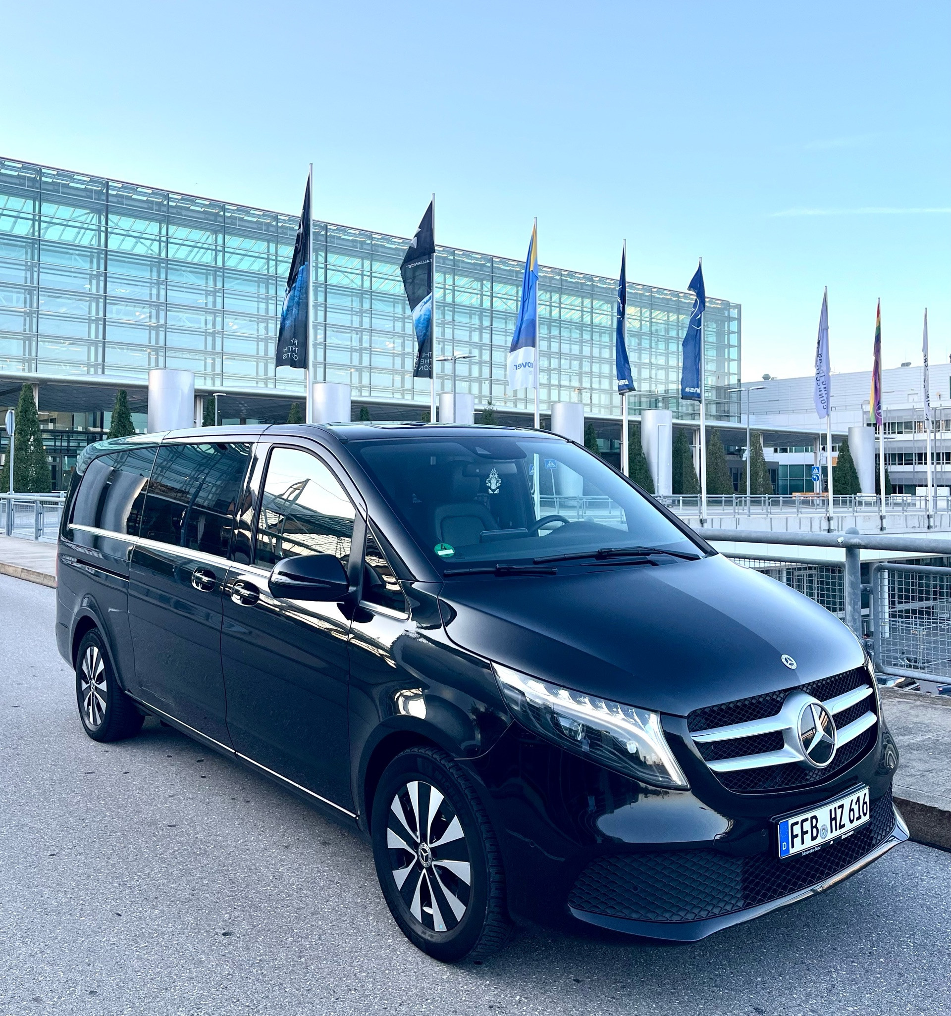 Mercedes-Benz V Class V300 4 Matic extralong 2023