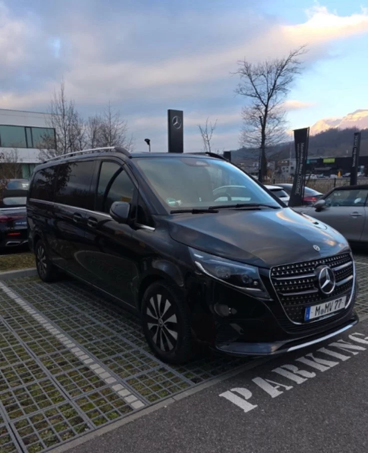Mercedes-AMG Classe V 2025 - Photo 2