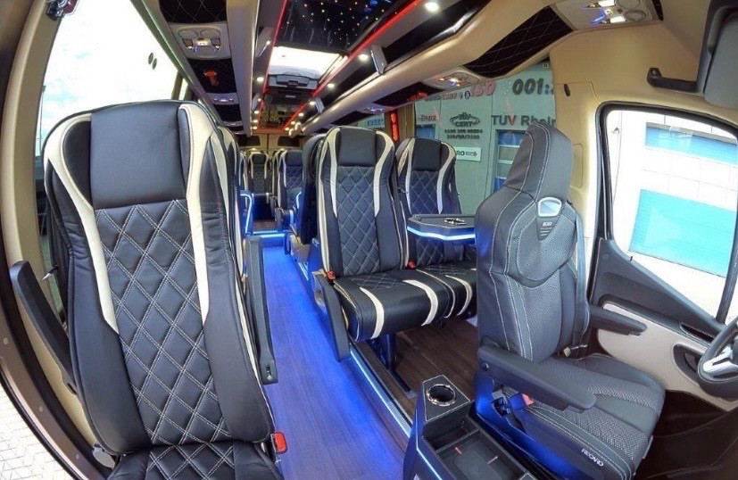 Mercedes-Benz spr 2024 - Photo 2