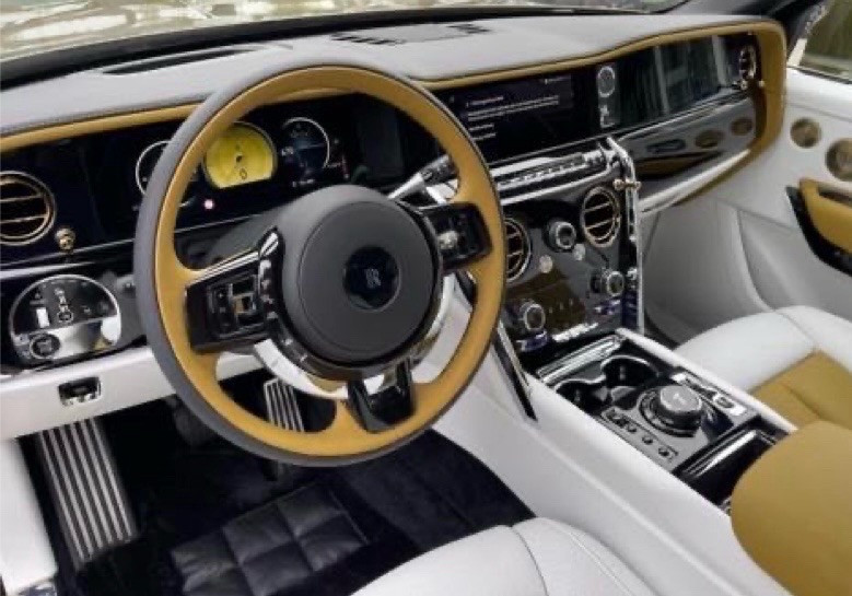 Others Rolls Royce Cullinan 2025 - Photo 3