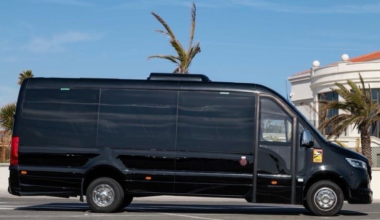 Mercedes-Benz spri 2024 - Photo 2