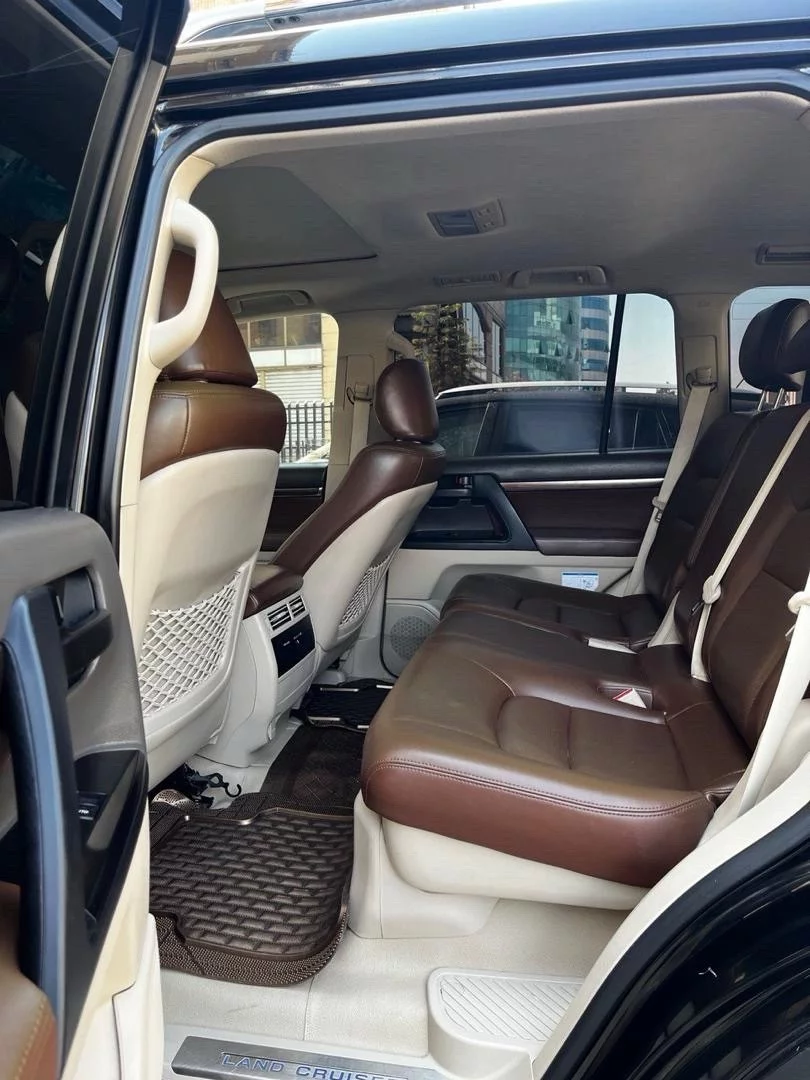 Toyota LAN 2021 - Photo 2