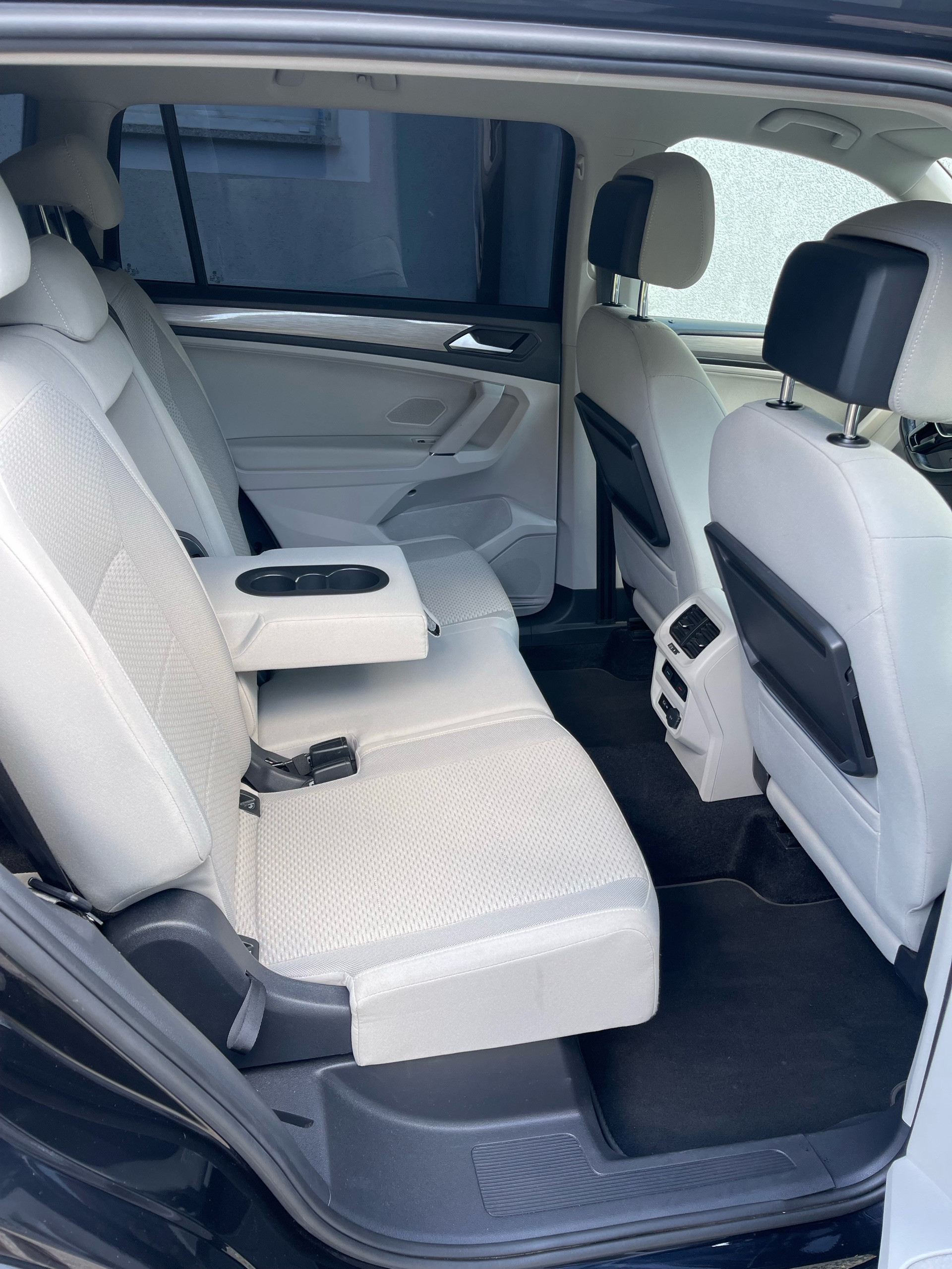 Volkswagen Tiguan 2019 - Photo 2