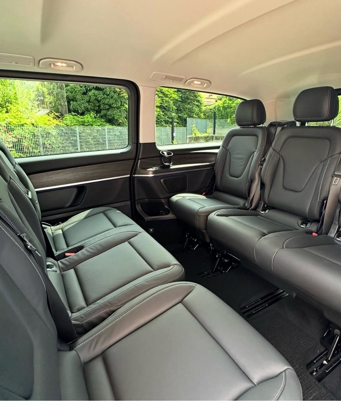 Mercedes-AMG v 2024 - Photo 2