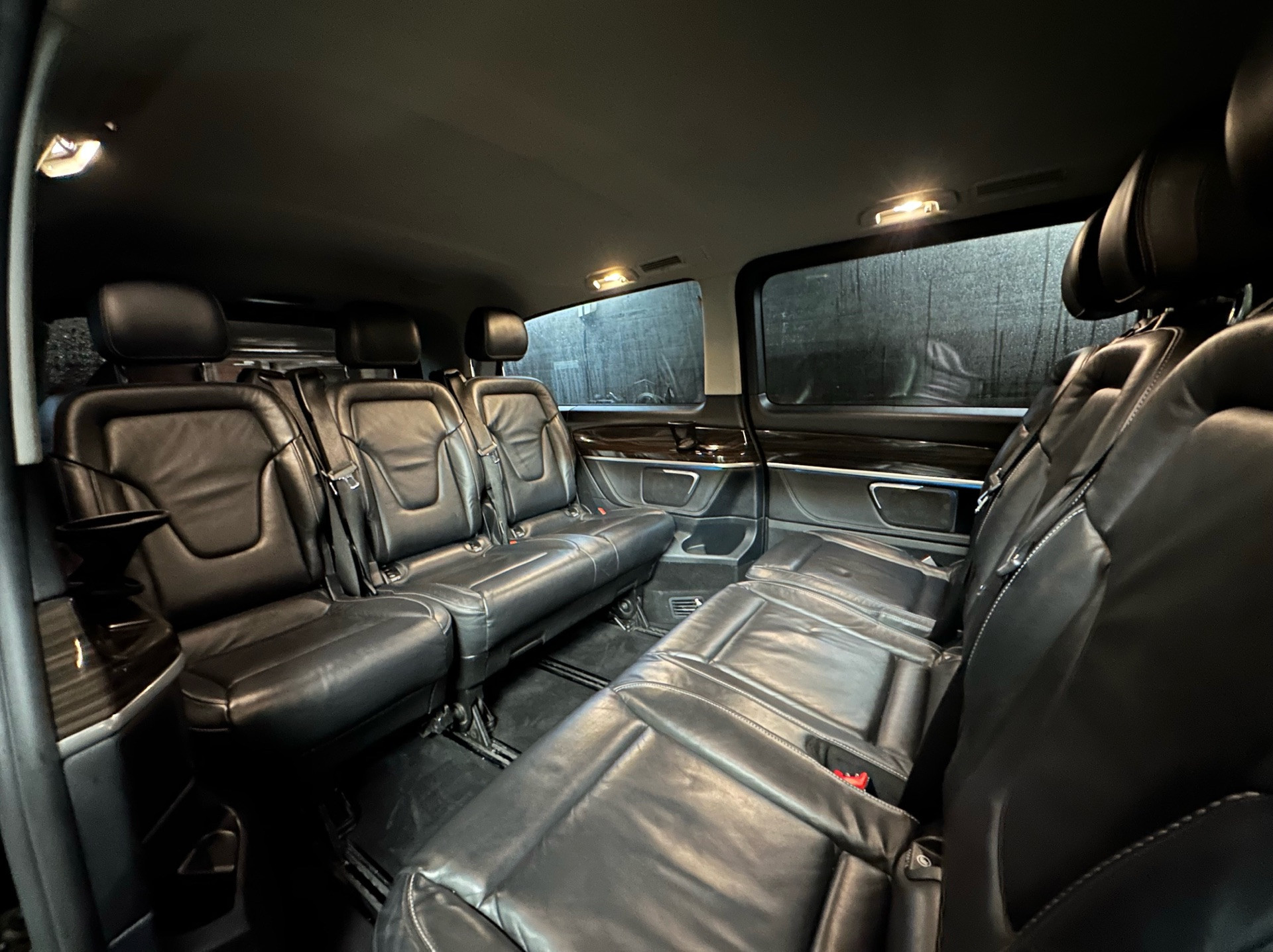 Mercedes-Benz v25 2015 - Photo 3