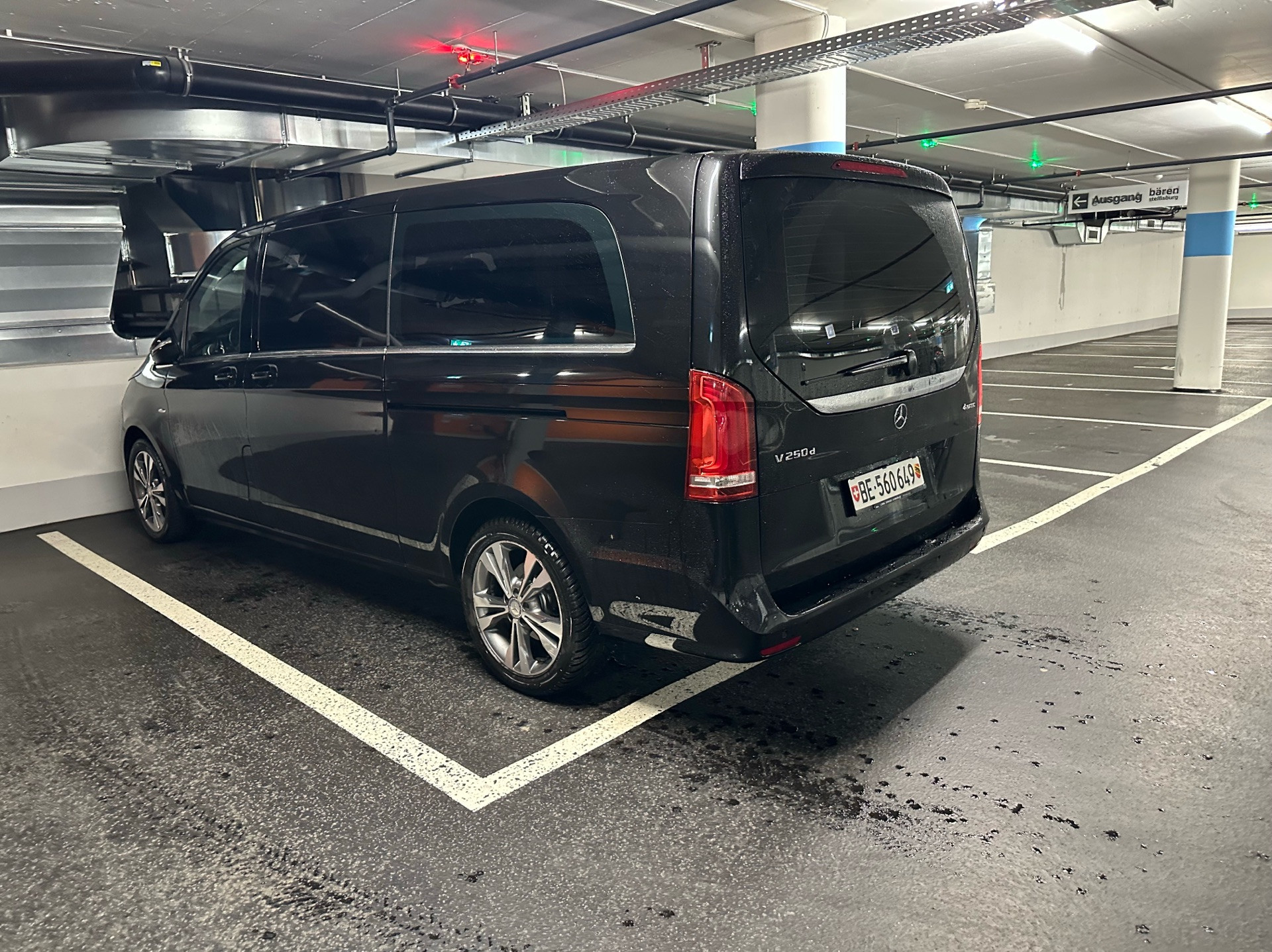 Mercedes-Benz v25 2015