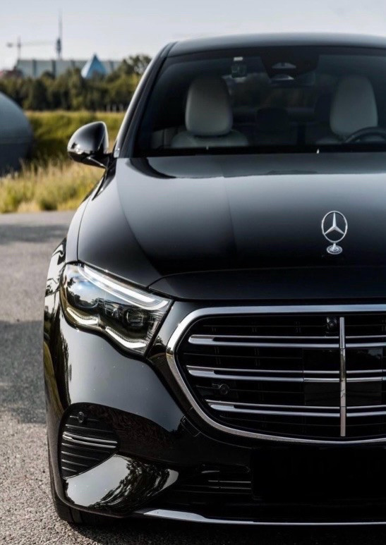 Mercedes-Benz E Cla 2025 - Photo 2