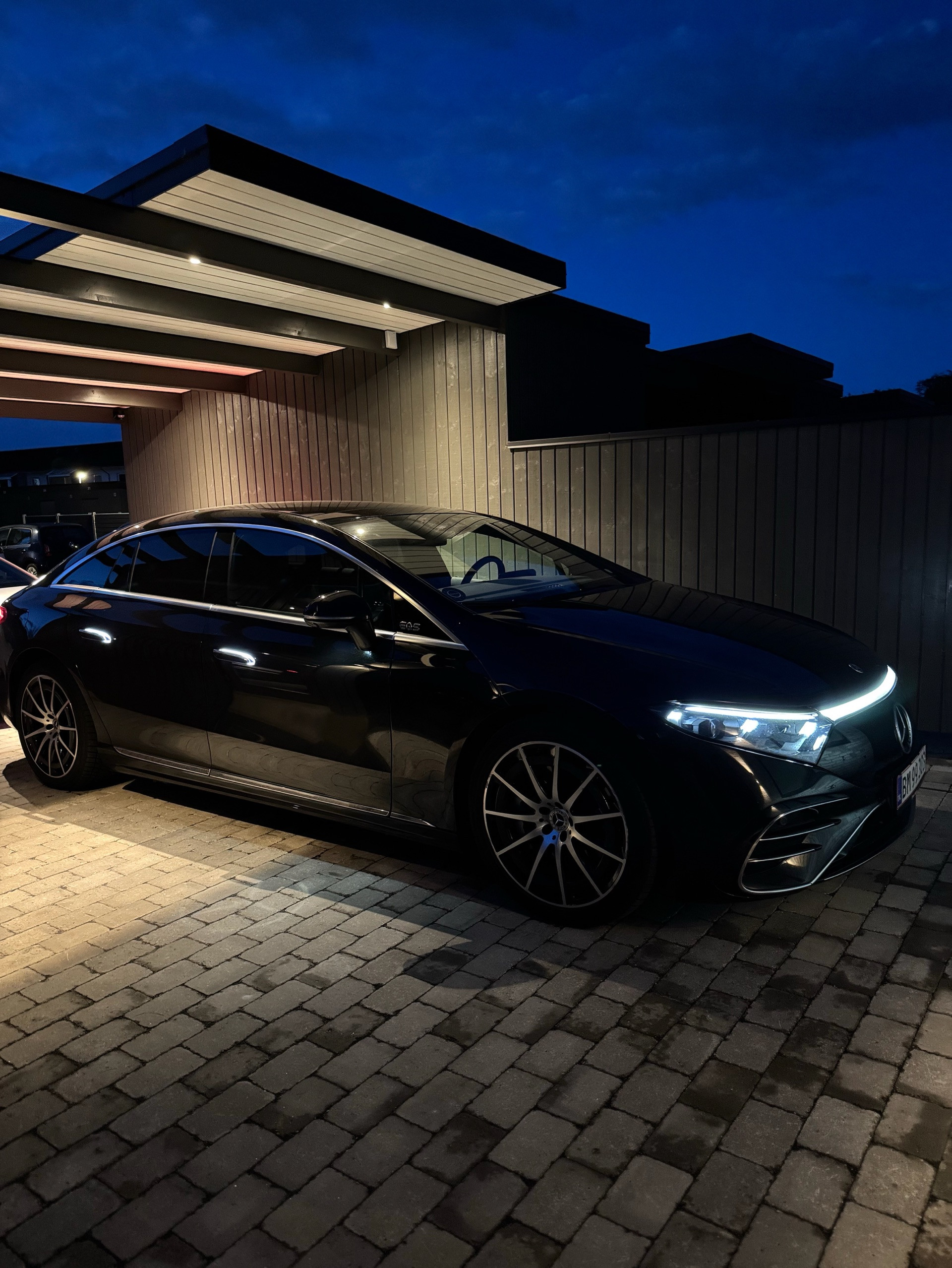 Mercedes-Benz EQS 2024