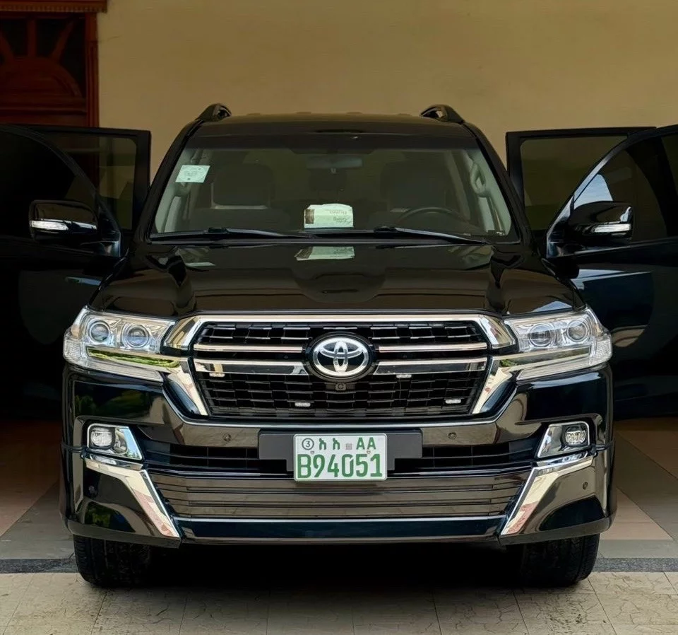 Toyota LAN 2021