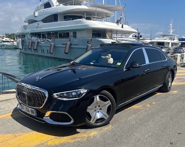 Mercedes-Benz mayb 2025 - Photo 2