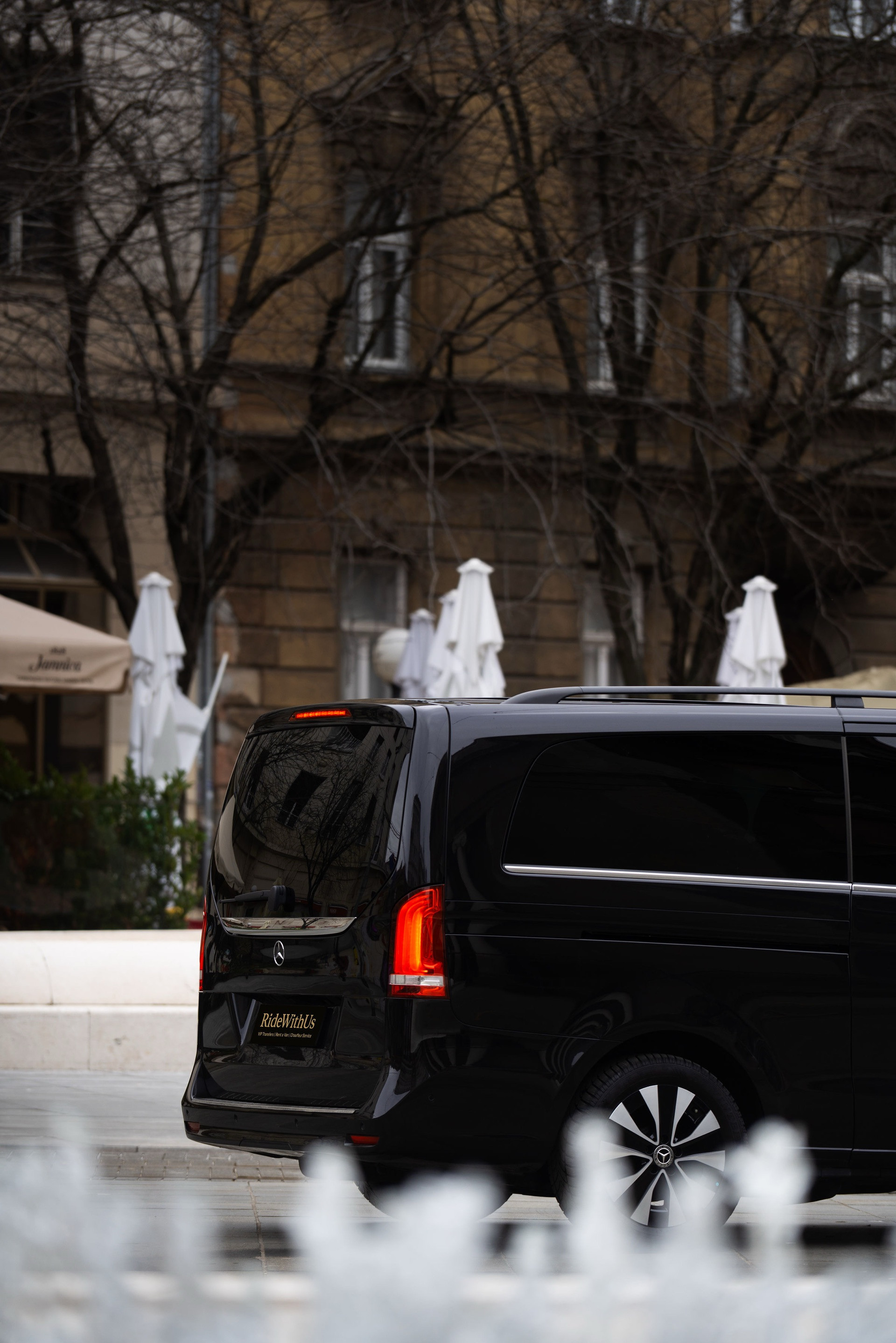 Mercedes-Benz V-class 2023 - Photo 2