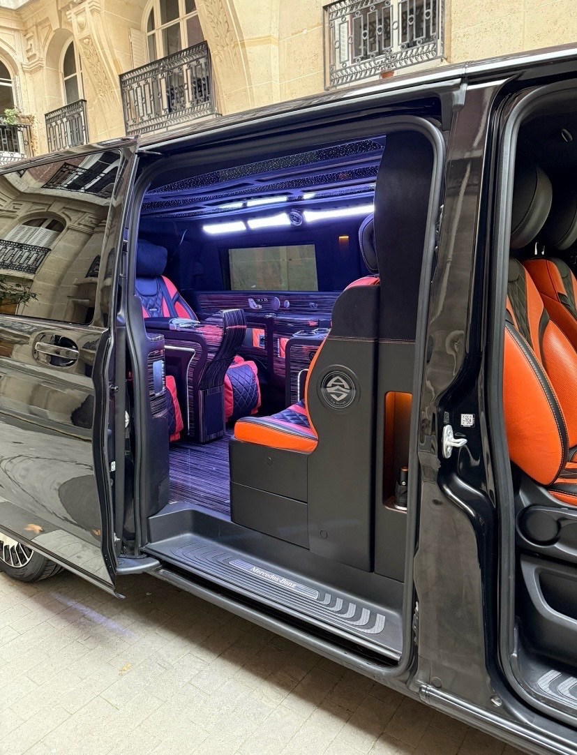 Mercedes-Benz v 2024 - Photo 3