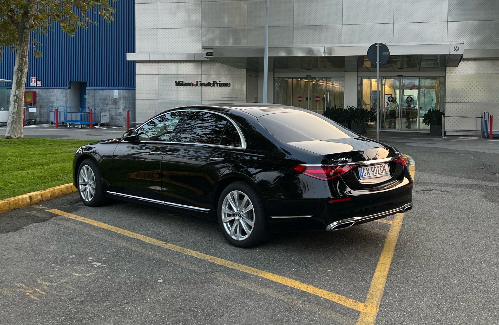 Mercedes-Benz S Class Long 2023 - Photo 2