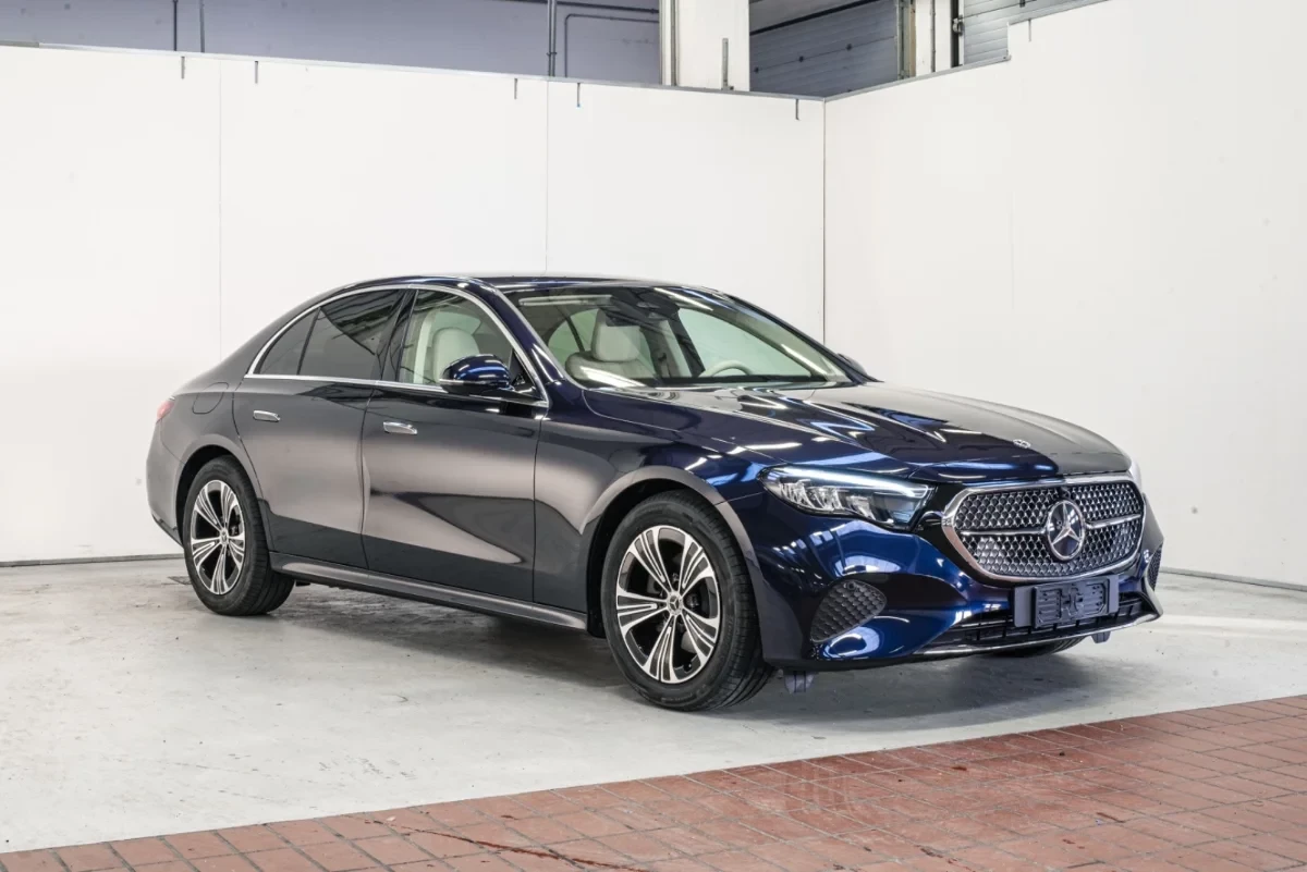 Mercedes-AMG Class E 2024 - Photo 3