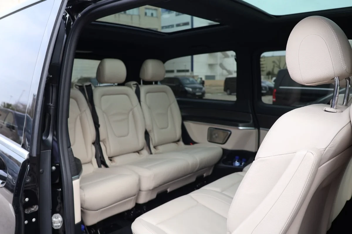 Mercedes-Benz Class V 2024 - Photo 2