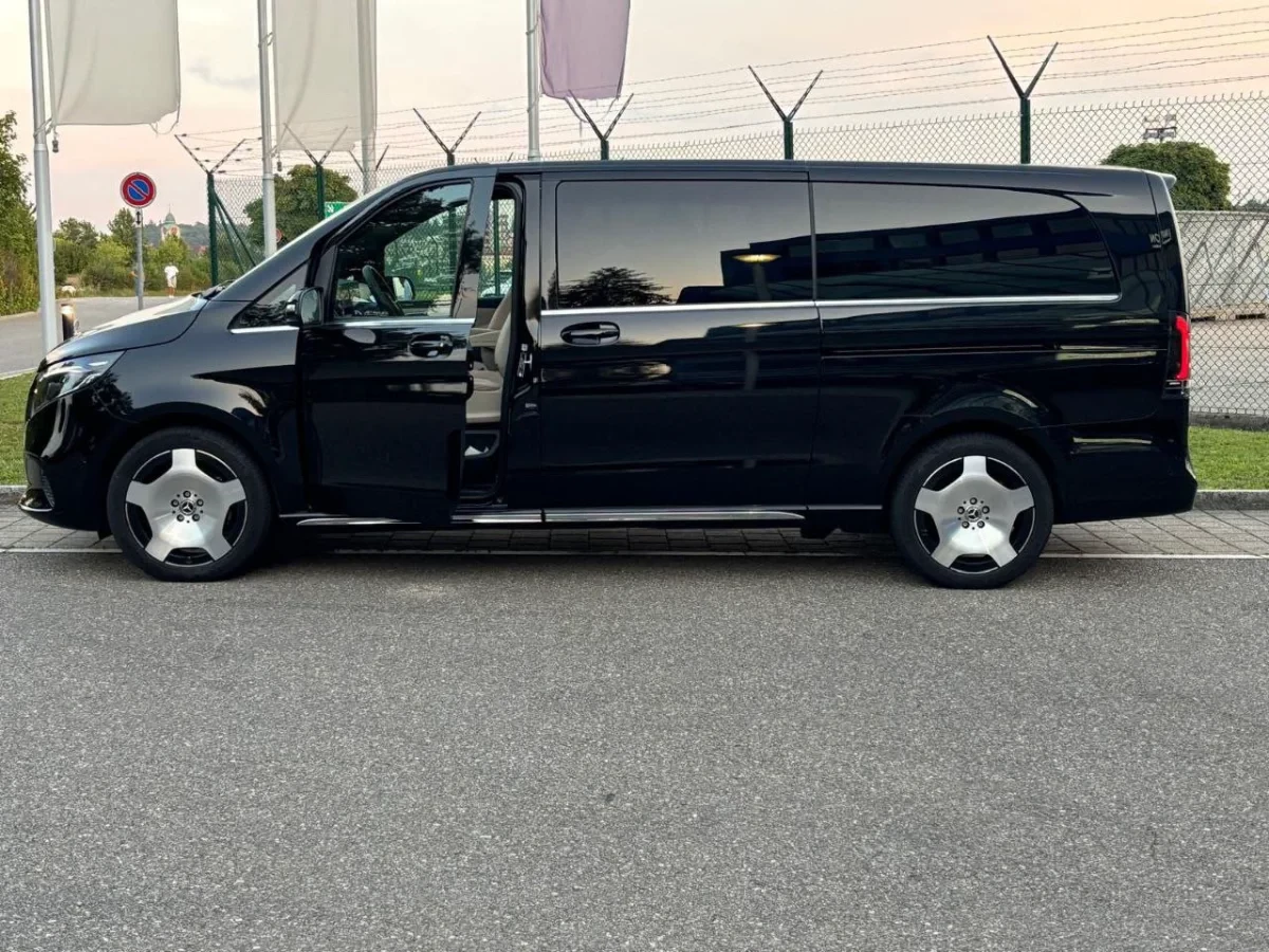 Mercedes-Benz Class V 2026 - Photo 3