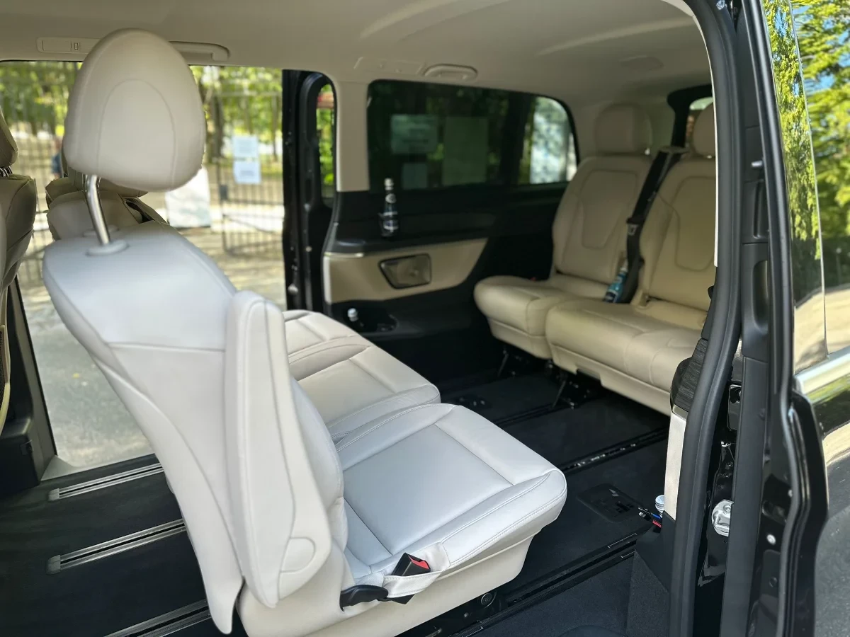 Mercedes-Benz Classe V - EXTRA LONG 4 MATIC 2024 - Photo 2