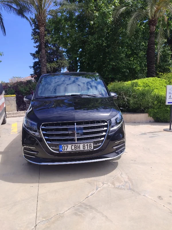 Mercedes-Benz Maybach 2025