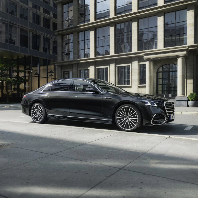 Mercedes-Benz S - Class 2025