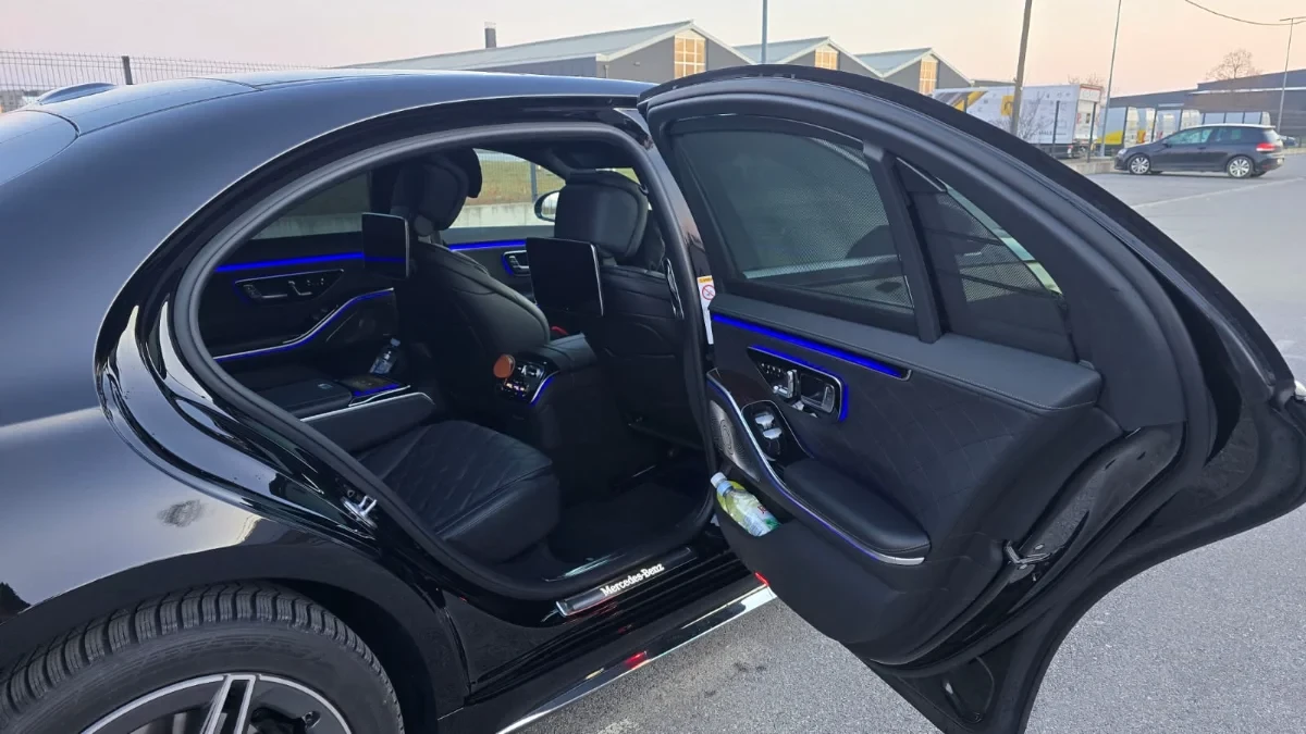 Mercedes-Benz S Class Long 2024 - Photo 3