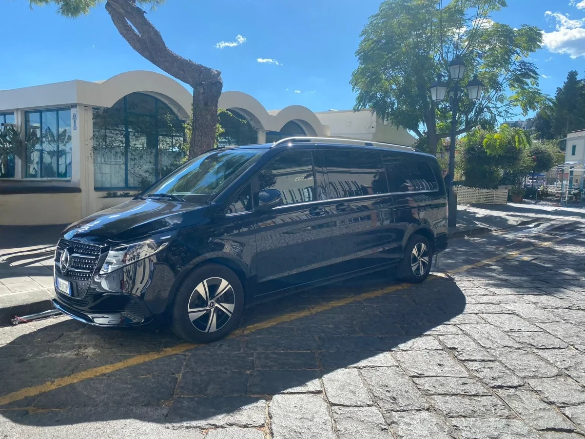 Mercedes-Benz V Class 2025