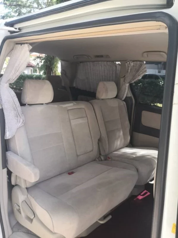 Toyota Alphard 2011 - Photo 3