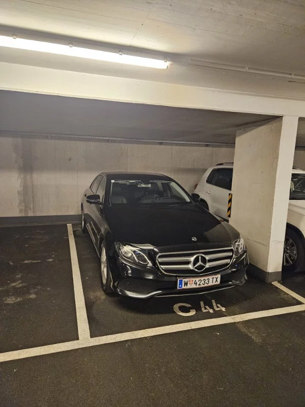 Mercedes-Benz E Class 2019 - Photo 4