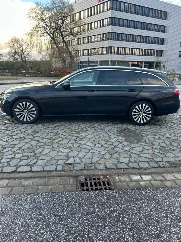 Mercedes-Benz E Class - 200e 2020 - Photo 2
