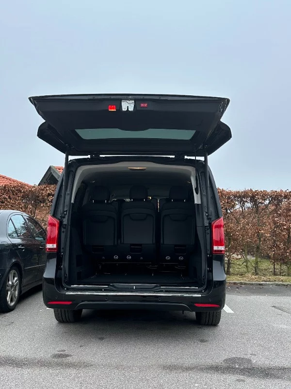 Mercedes-Benz EQV 2024 - Photo 2
