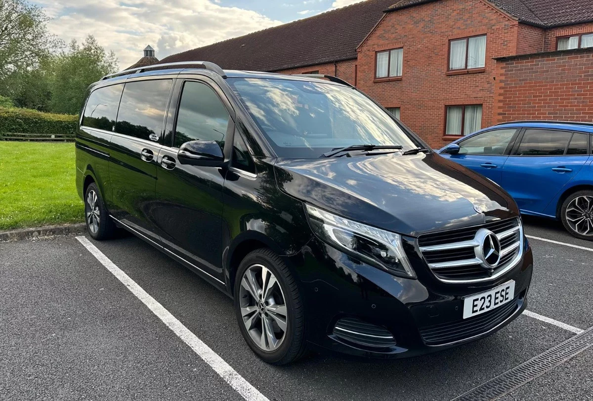 Mercedes-Benz V Class 2020 - Photo 4