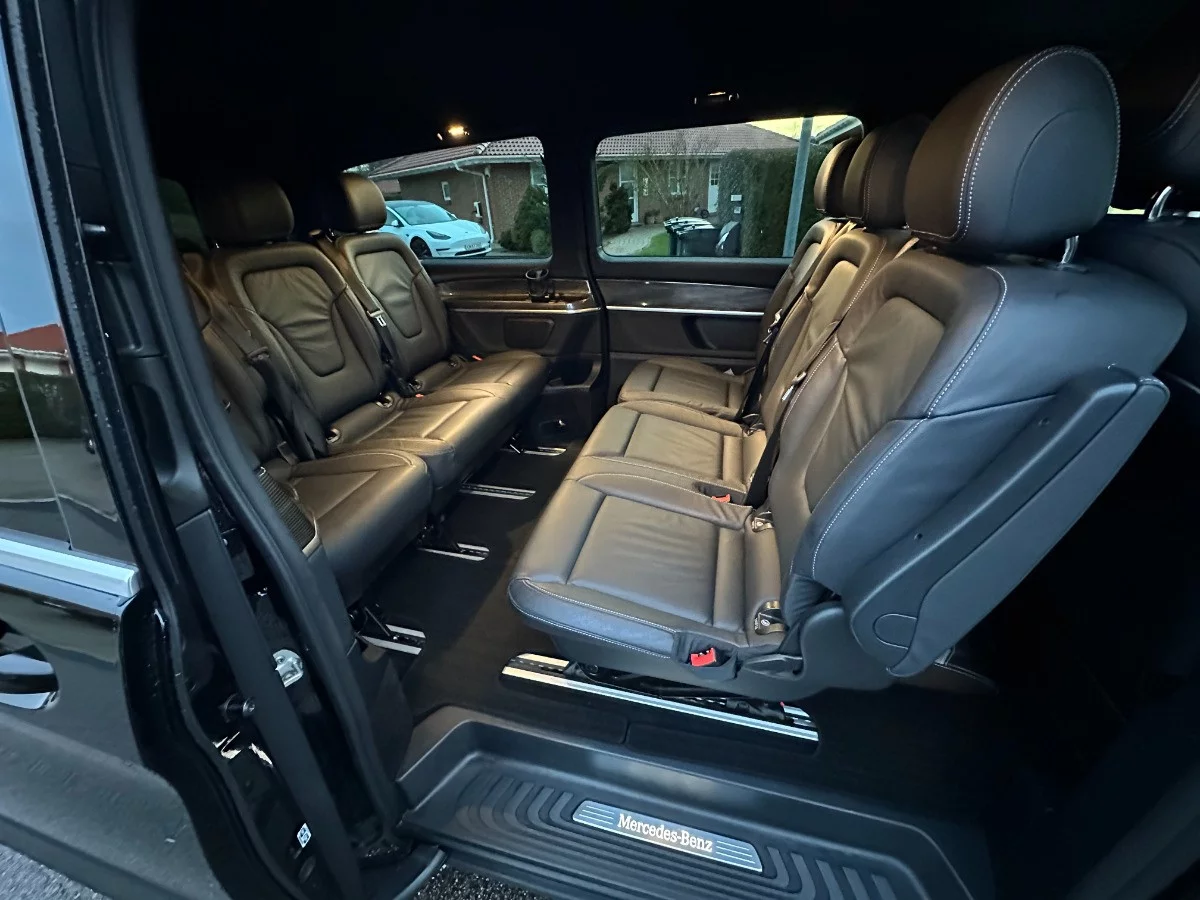 Mercedes-Benz EQV 2023 - Photo 3