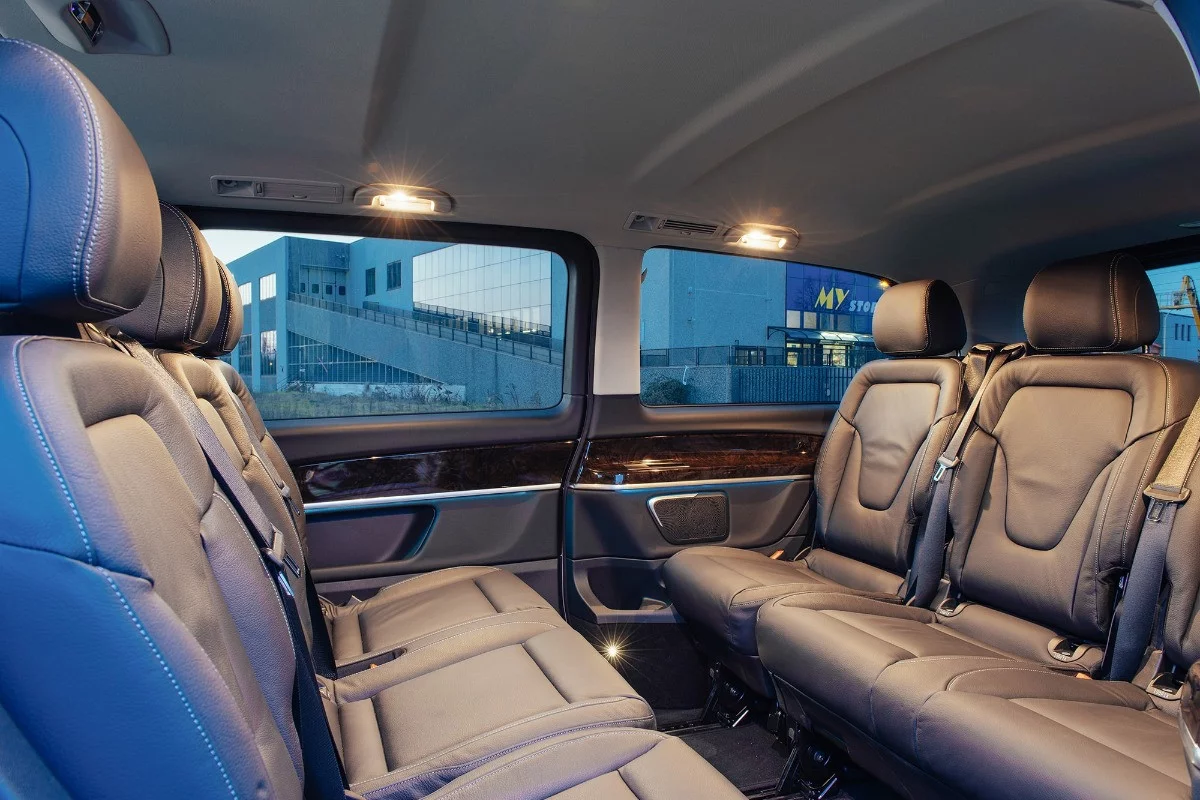 Mercedes-Benz V-Klass Extralong 2024 - Photo 4
