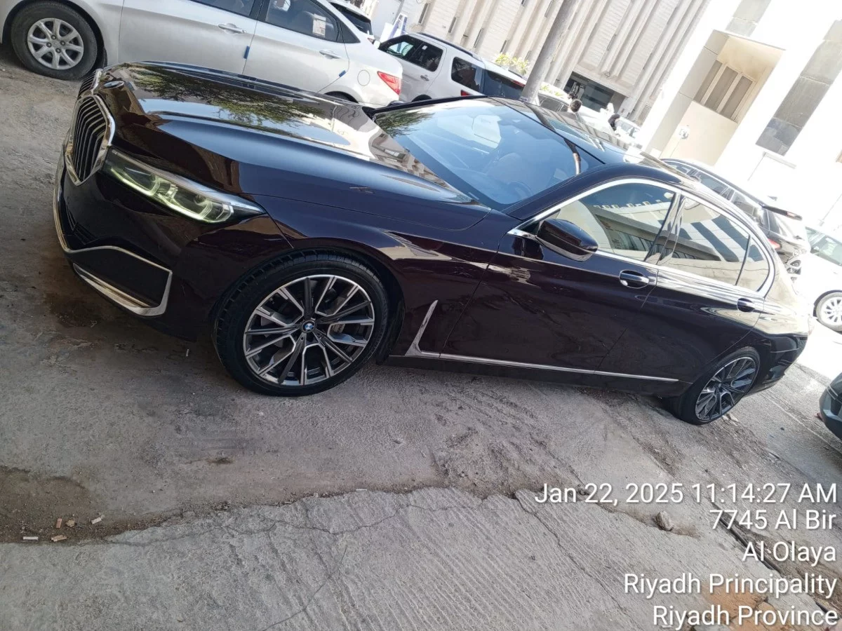 BMW 7 Series 2023 - Photo 2