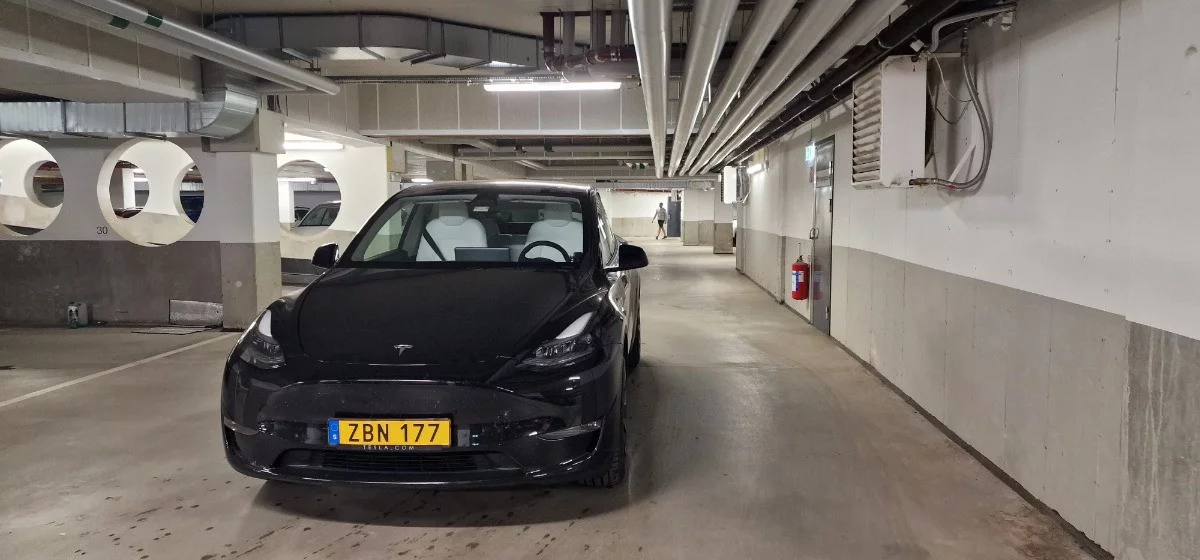 Tesla Tesla Model Y 2023 - Photo 3
