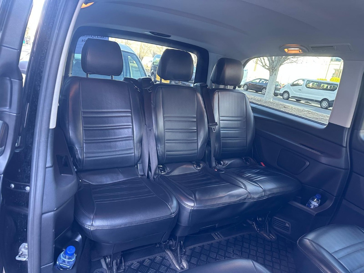 Mercedes-Benz V Class 2019 - Photo 3