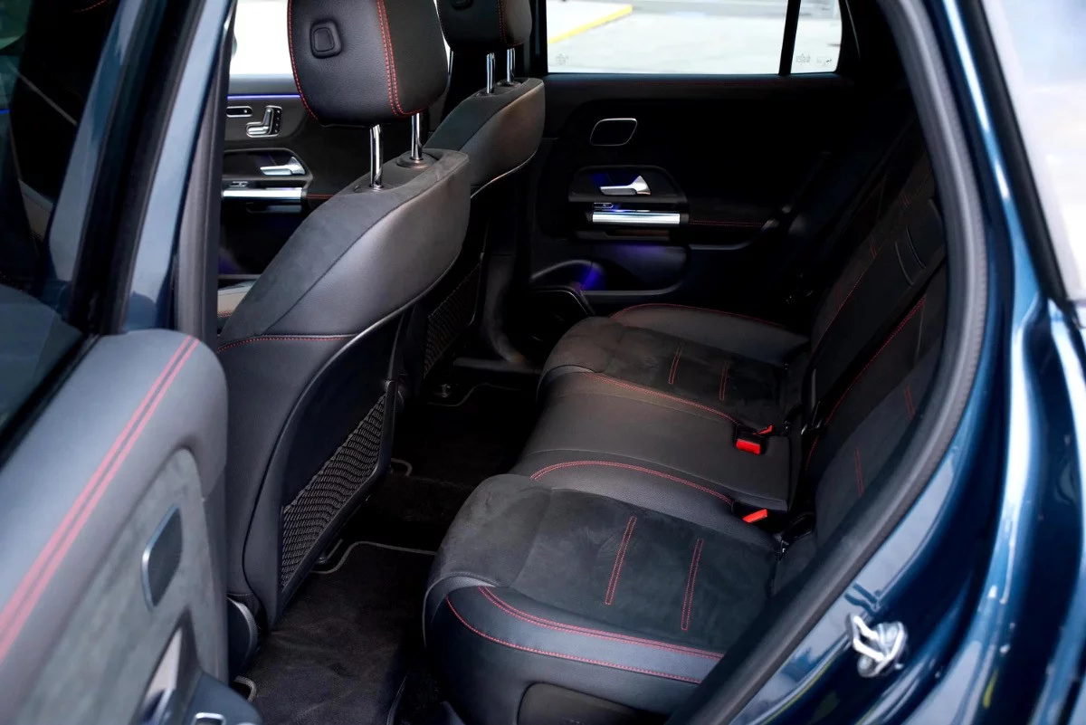 Mercedes-Benz E Class 2022 - Photo 2