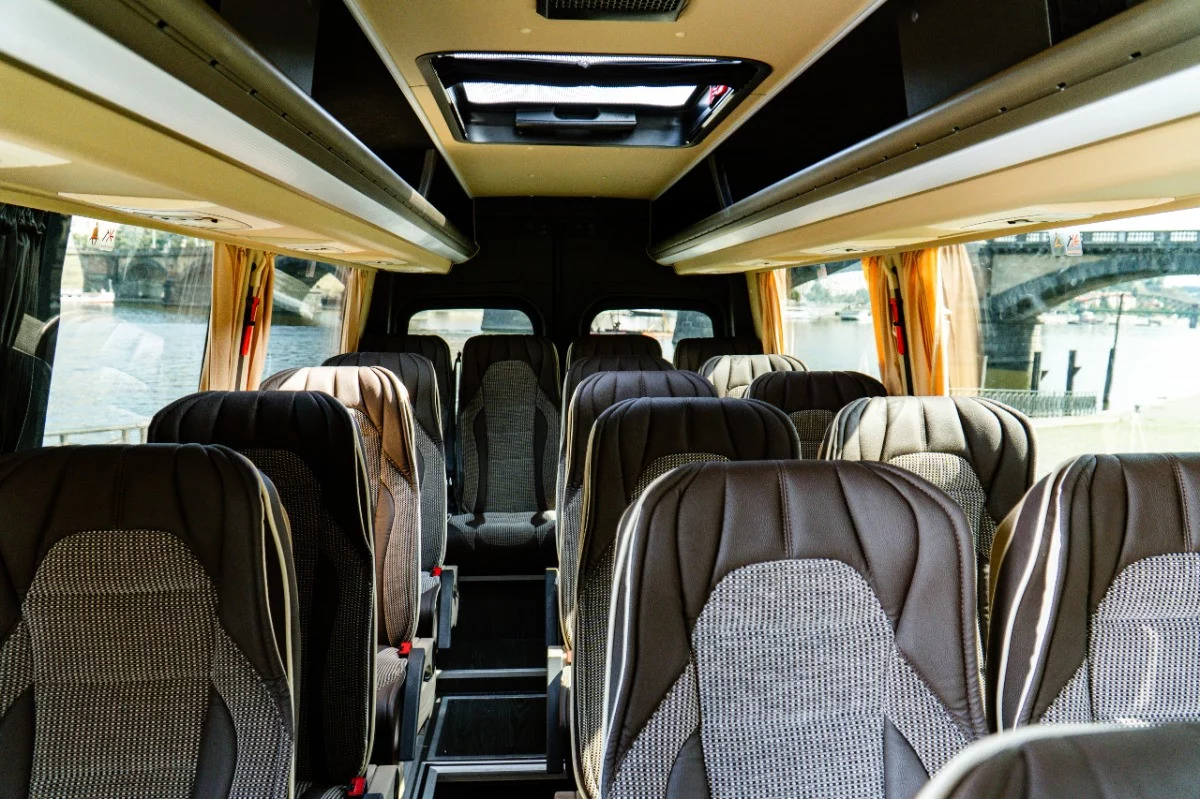 Mercedes-Benz Sprinter 2024 - Photo 3