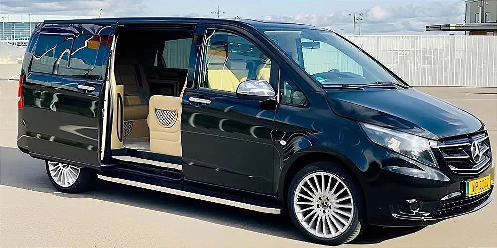 Mercedes-Benz Class V 2022 - Photo 3