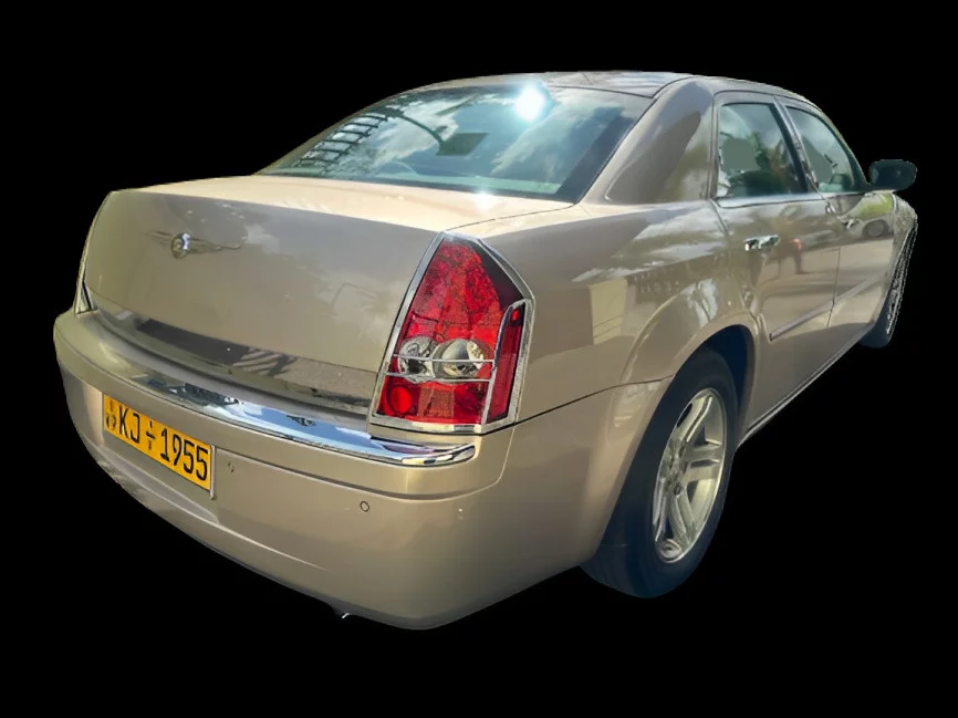 Chrysler 300C 2018 - Photo 2