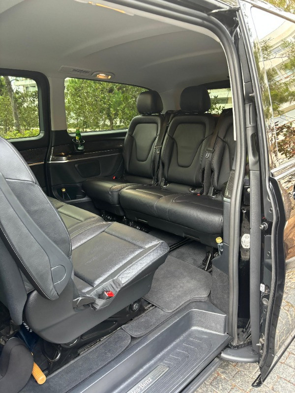Mercedes-Benz V c 2021 - Photo 2