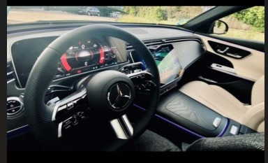 Mercedes-Benz E Class 2024 - Photo 3