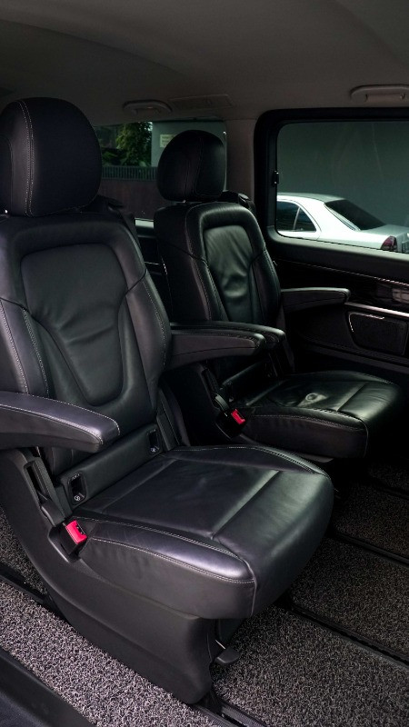 Mercedes-Benz V Class 2019 - Photo 2