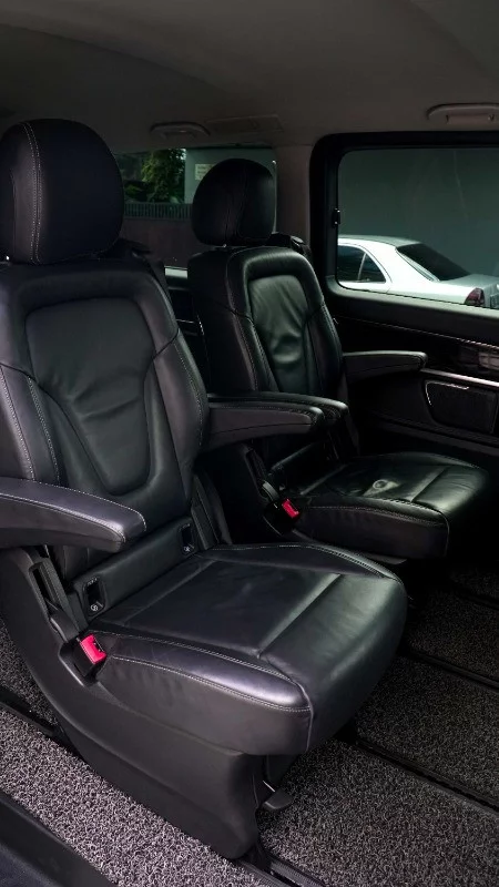 Mercedes-Benz V Class 2019 - Photo 2