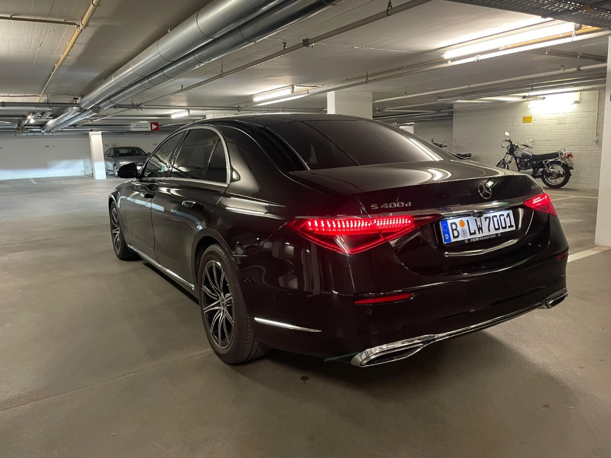 Mercedes-Benz S 350 2023 - Photo 2